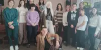 "Вершы ў двары"